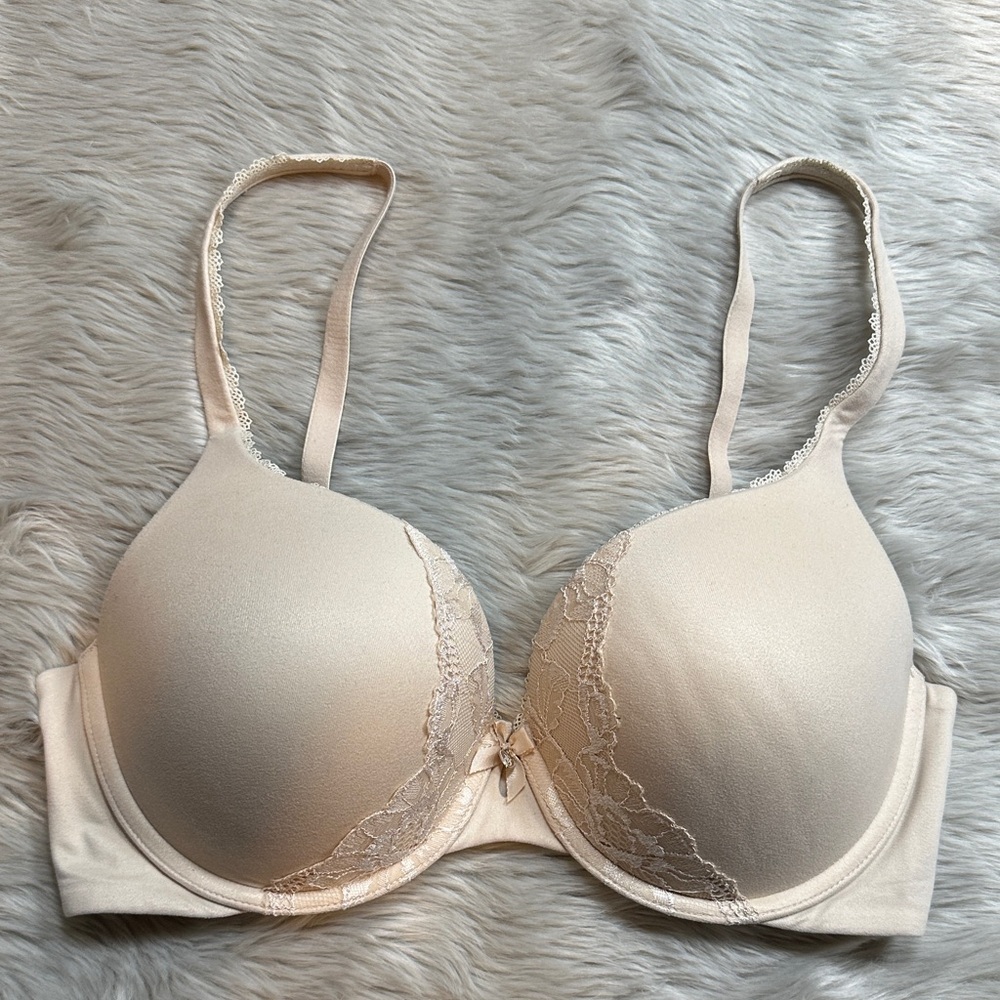 Victoria’s Secret Body by Victoria Perfect Shape Bra